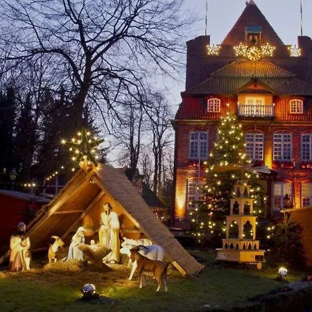 Fewoleopold - - 3 *